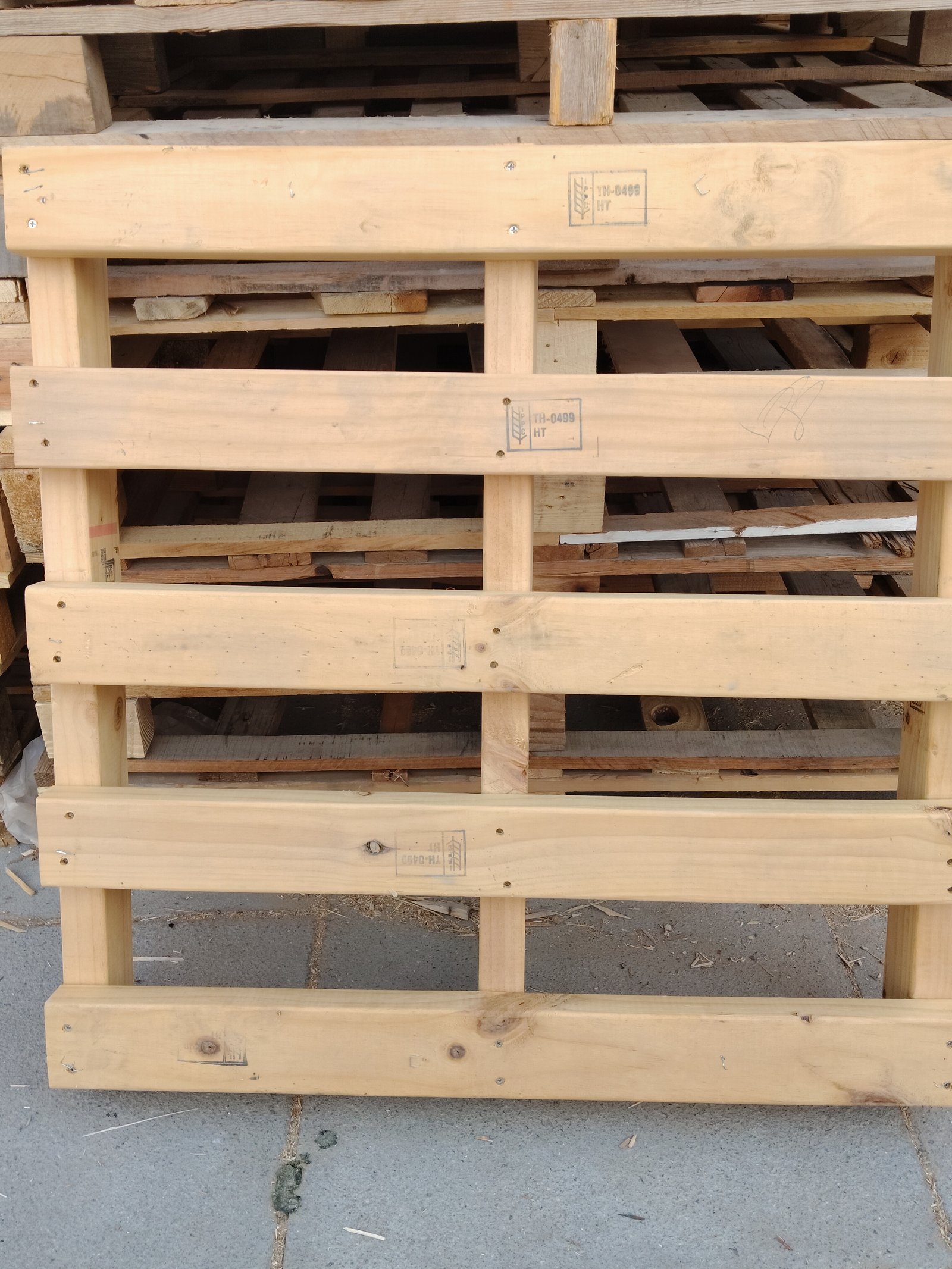 90x90 Wooden Pallet
